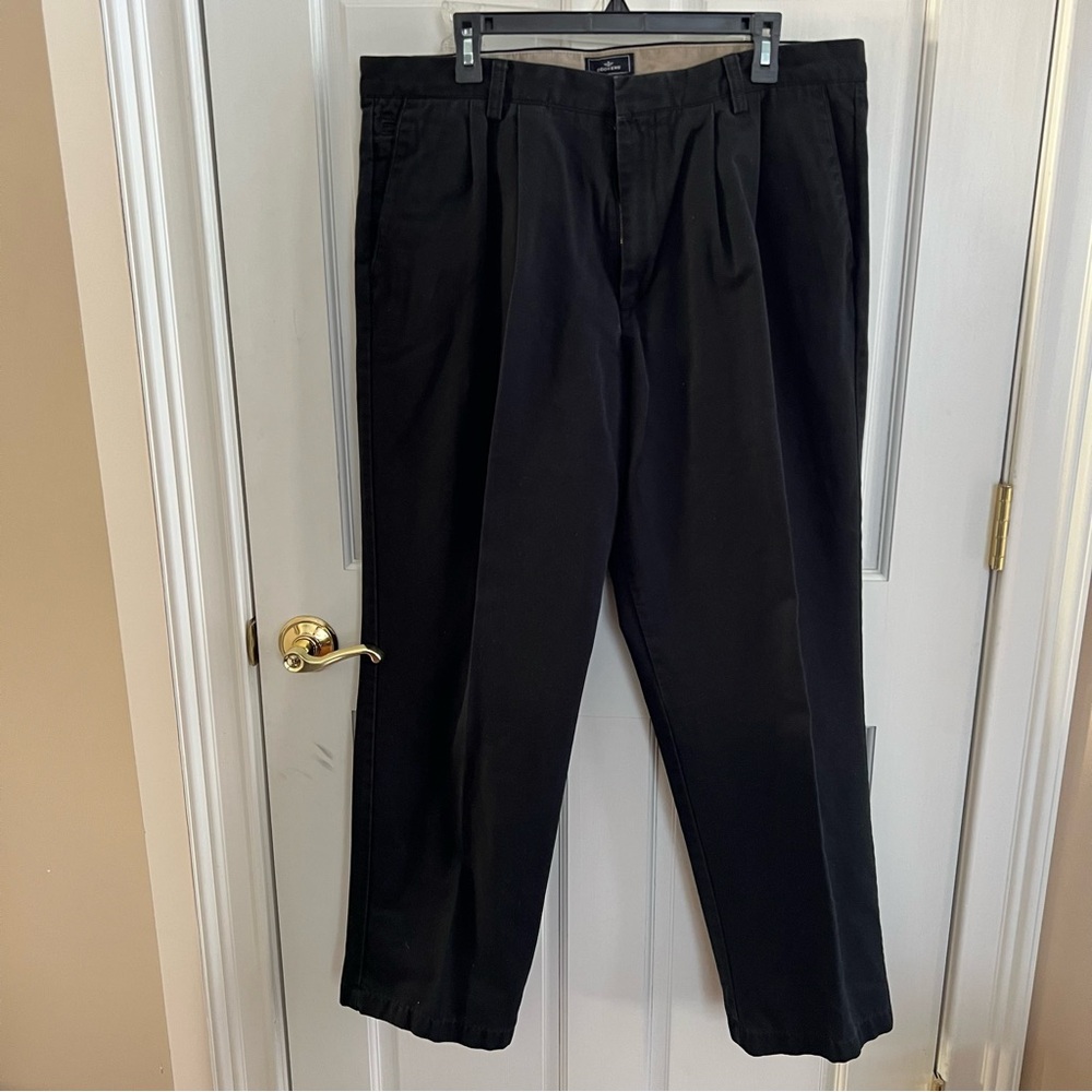 Mens DOCKERS D4 Relaxed Fit Dark Blue Khakis Size 38 x 32